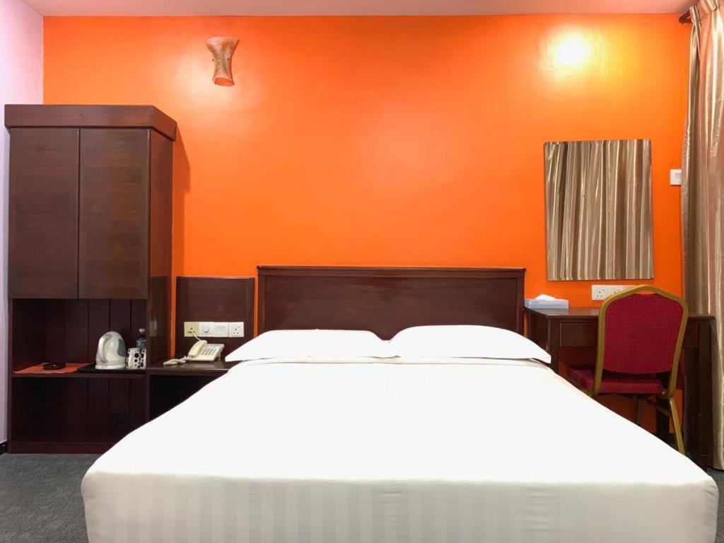 Id Hotel Segamat Exterior photo